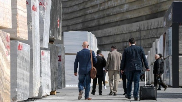 Marble İzmir’e "Savaş" Gölgesi: Otelciler Bölgedeki Gerilimden Şikayetçi!
