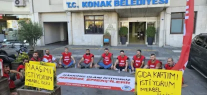 Konak’ta İşçi İsyanı: "70 Bin TL Alacağımız Var!" Belediye Önünde Oturma Eylemi Başladı