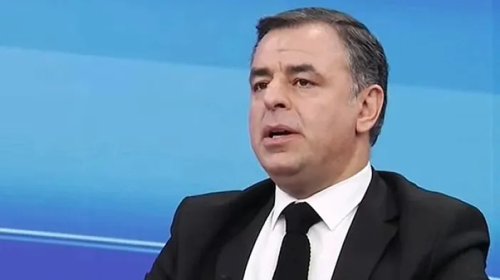 Yarkadaş'dan CHP Zirvesinden Kulisler: Özgür Özel "Bizi Sınıyorlar" Dedi, Bir İsim İçin İhraç Sinyali Geldi!