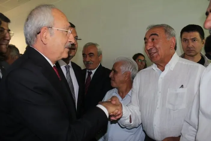 Azimet Gürbüz’den CHP Yönetimine "Referans" Tepkisi: "Sıra Bize mi Geliyor?"