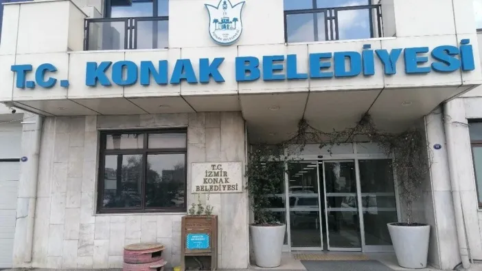 Konak Belediyesi’nde Skandal: "Meclis Üyelerini Vurması İçin Tetikçi Tutuldu" İddiası!