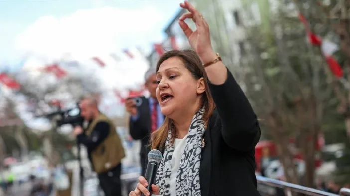 Afyon'da "Siyasi Transfer" İddiası: Burcu Köksal AK Parti'ye mi Geçiyor?