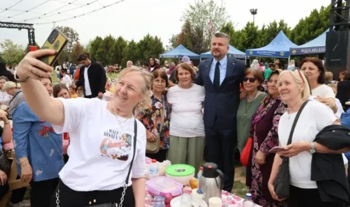 Buca’da Anneler Günü Şenliği: Gölet’te Dev Piknik!