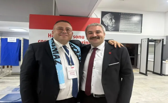 CHP Konak’ta "İş Vaadi" Kavgası! Serkan Kalmaz: "Kongremiz Helaldir!"