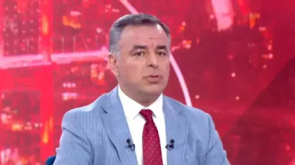 Yarkadaş tv100’de bombayı patlattı. Çoğunluğu vekil 20 CHP’liden kritik toplantı!