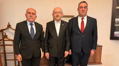CHP'de İstanbul Heyetinden Kılıçdaroğlu'na Ziyaret: "CHP Sahipsiz Değil!"