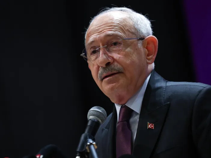 Kılıçdaroğlu'ndan CHP'de İlk Operasyon: 3 Avukat Görevden Alındı!