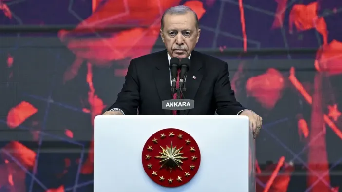 Erdoğan: FETÖ oldukça mücadele de sürecek