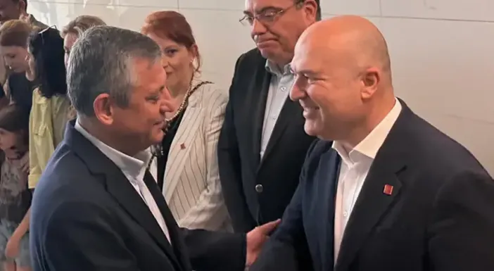 CHP'de İlk İstifa İzmir'den Geldi! Murat Bakan CHP'den Ayrıldı