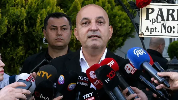 Mahir Polat’tan İstifalara Sert Çıkış ve Kılıçdaroğlu’na Tam Destek!