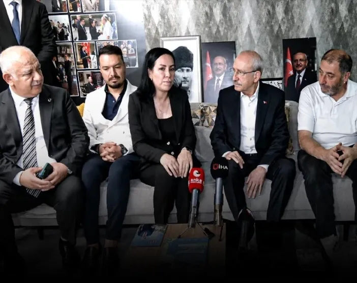 Kılıçdaroğlu Rüzgarlı Esnafıyla Buluştu! "Esnaf Kazandıkça Devlet Zenginleşir"
