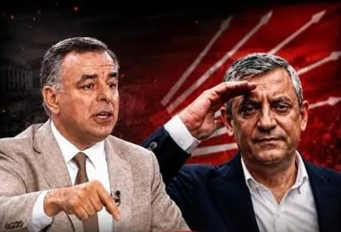 Barış Yarkadaş'tan Özgür Özel'e Sert Cuma Namazı Tepkisi: 3 Yıl Camiye Gittiğini Görmedim!