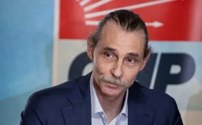 Erdal Beşikçioğlu CHP'de Kalıyor!