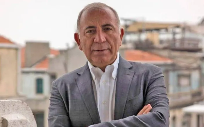 Gürsel Tekin'den Yeni Parti'ye Sert Tepki: "Üyelerimizden Elinizi Çekin!"