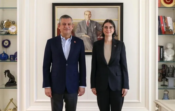 Üsküdar Belediye Başkanı Sinem Dedetaş Gözaltına Alındı!
