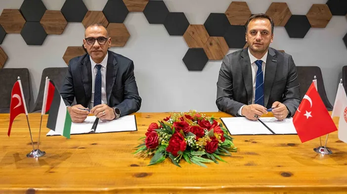 Bornova ile Filistin'in Dura Kenti Arasında Kardeş Şehir Protokolü İmzalandı!