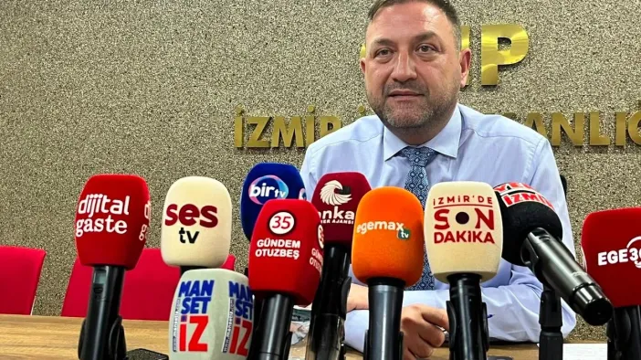 Utku Gümrükçü Ateş Püskürdü! "CHP’nin Mallarını Belediye Araçlarıyla Kaçırdılar"
