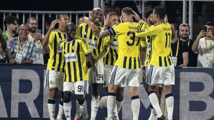 Fenerbahçe Kadıköy'de Sturm Graz'ı İki Golle Yıktı: Devler Ligi Yolunda Büyük Avantaj!