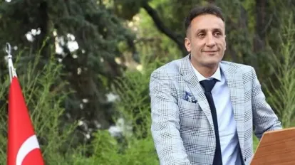 Buca Belediye Başkan Yardımcısı Eşref Çakır Görevinden ve CHP'den İstifa Etti