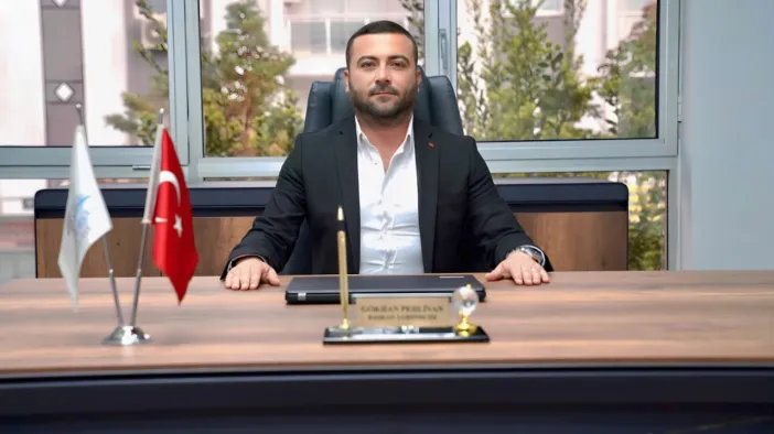 Seferihisar'daki Rüşvet Soruşturmasında Yeni Gelişme: Tutuklanan Başkan Yardımcısı Silivri’ye Sevk Edildi!