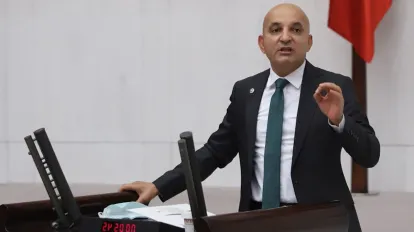Yeni Parti’ye Ateş Püskürdü: Mahir Polat’tan Menderes ve Menemen Çıkışı