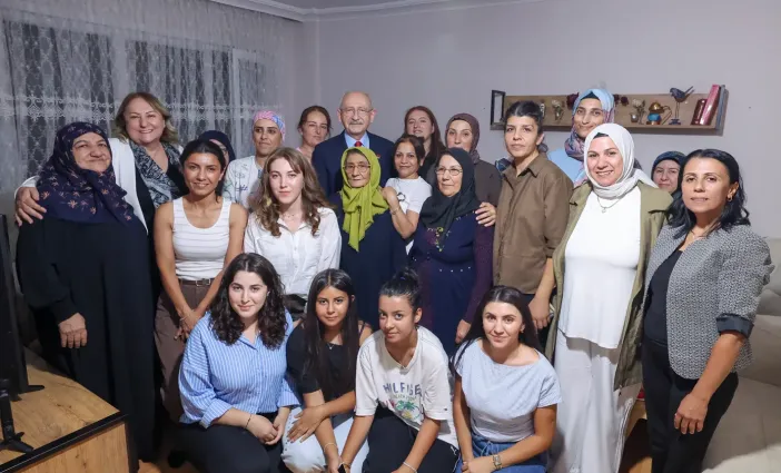Sincan’da Derin Yoksulluğun Görünmeyen Yüzü: Kadınlar Gündüz Temizlikte, Akşam Geçim Mücadelesinde