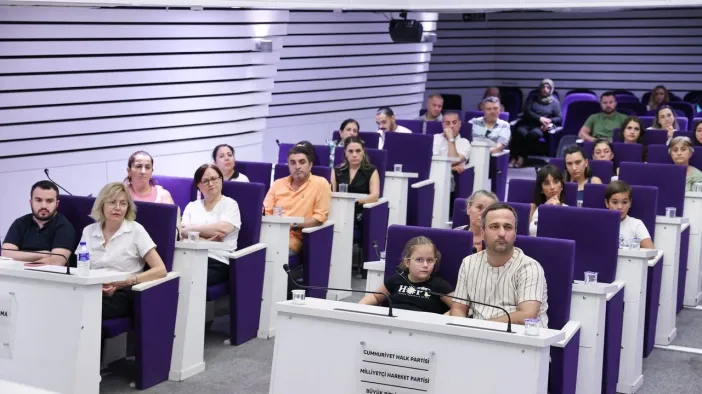 Buca’da Çocukların Okul Hayatına Işık Tutan Seminer: "Görünmeyeni Görmek"