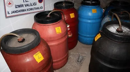 İzmir Urla’da Sahte Alkol Operasyonu: 2 Bin 200 Litre Ele Geçirildi