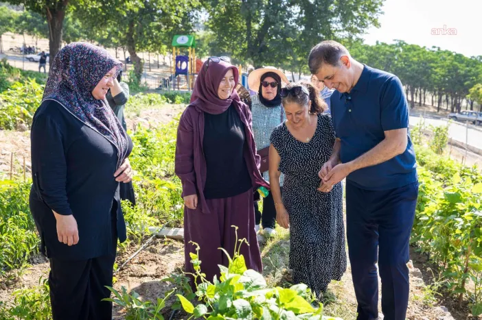 İzmir’de Mahalle Bostanları Büyüyor: Kozağaç Mahalle Bostanı İçin Kayıtlar Başladı
