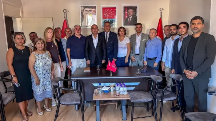 CHP’li Mahir Polat’tan Foça İlçe Örgütü ve Belediyesi’ne Ziyaret