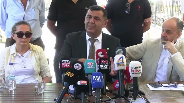 CHP Manisa İl Başkanı Engin Uzun Sağlık Sorunları Nedeniyle Görevinden Ayrıldı