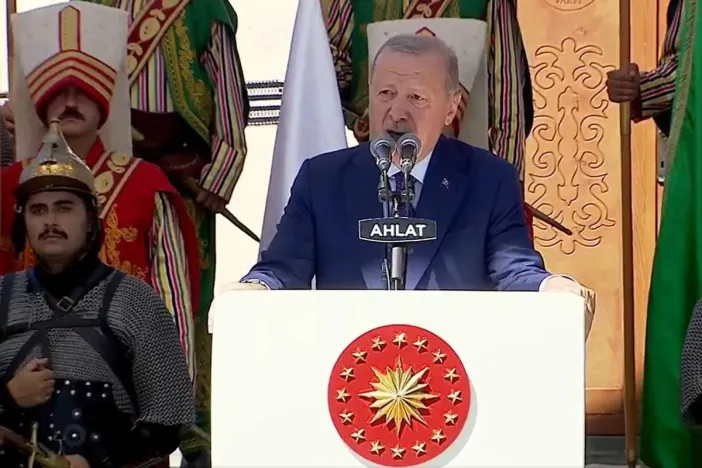Cumhurbaşkanı Erdoğan: "Terörsüz Türkiye İle Yeni Bir Dönemin Kapısı Aralanacak"