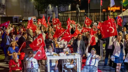 Bornova’da Coşkulu Zafer Bayramı Resepsiyonu