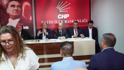 Gürsel Tekin: "103 Yıllık Partimizin Kapatılmaması İçin Kendimizi Kalkan Ettik"