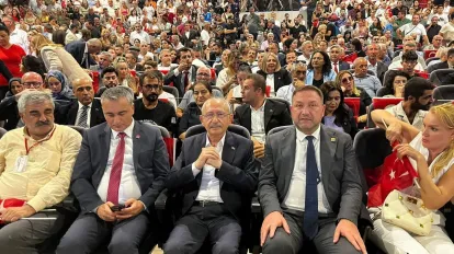 İzmir'de Kılıçdaroğlu Rüzgarı: "Milli Bilinç ve Güçlü Türkiye Buluşması"