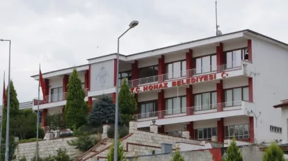 Honaz Meclisinde Dengeler Değişti: Ali Özdemirçelik CHP'ye Döndü!