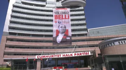 CHP 103'üncü Yaşını "Atatürk'ün Yolunda" Mesajıyla Kutlamaya Hazırlanıyor