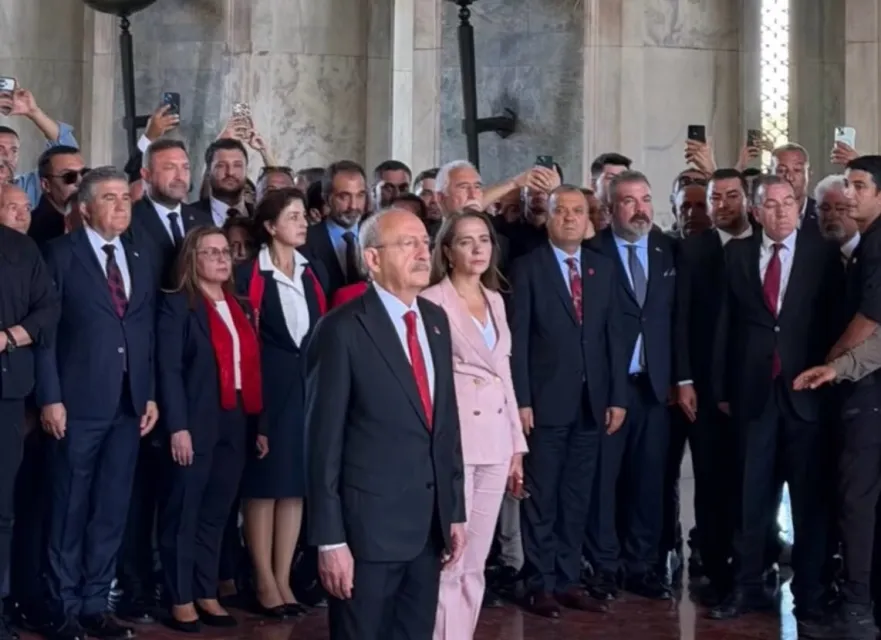 CHP İzmir'den Ankara Çıkarması: Gümrükçü 103. Yıl Töreninde!