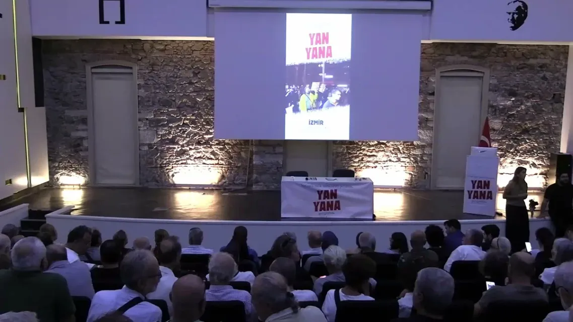 İzmir’de "Yan Yana" Buluşması: “Taleplerimiz Etrafında Birleşmek Zorundayız”