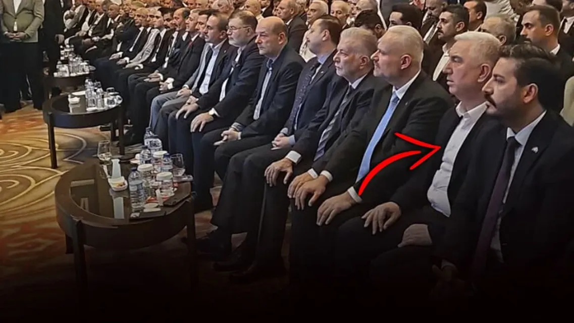 Yeni Partili Çelik MHP Kongresinde: CHP’den "Serseri Mayın" Tepkisi