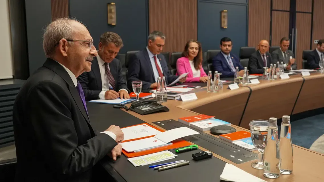 Fatih Atik’ten CHP MYK İddiası: "Önemli Değişiklikler Görebiliriz"