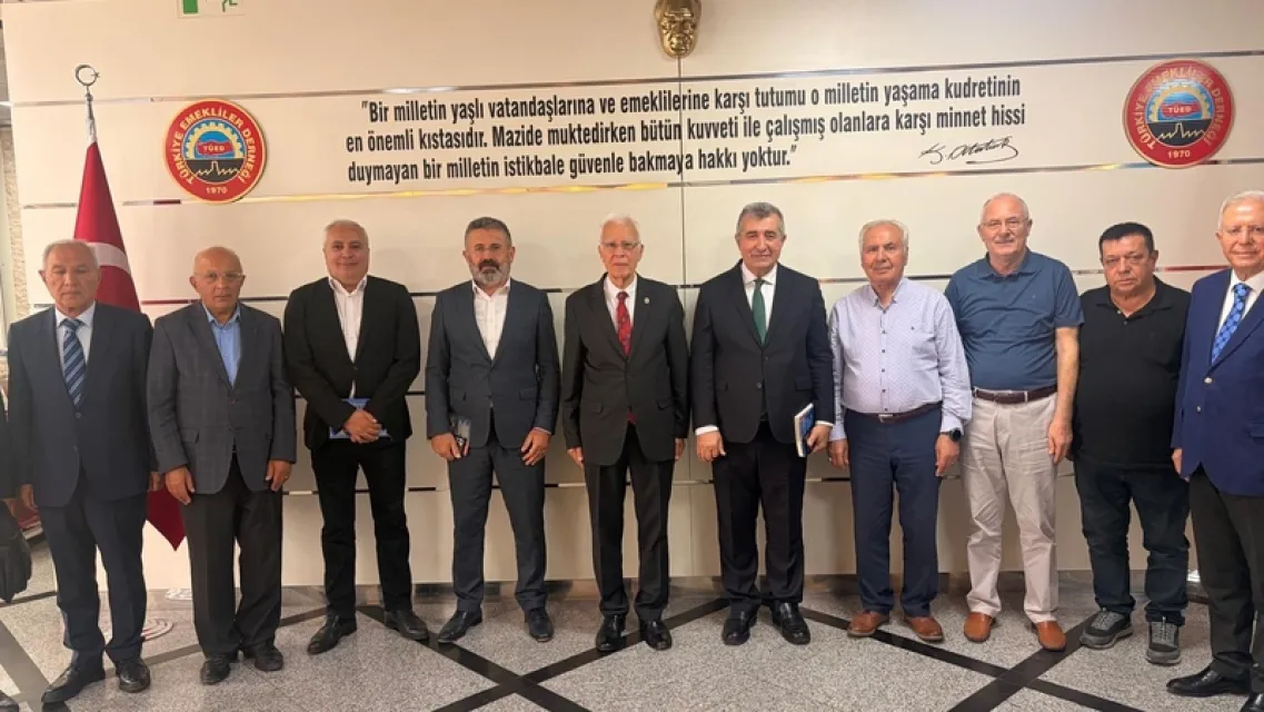 CHP Genel Başkan Yardımcılarından TÜED’e Ziyaret: Emeklilerin Hak Talepleri Masada