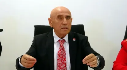CHP'li Yıldırım Kaya: "CHP'den Ayrılıyorsanız, Seçildiğiniz Görevlerden de Ayrılın"