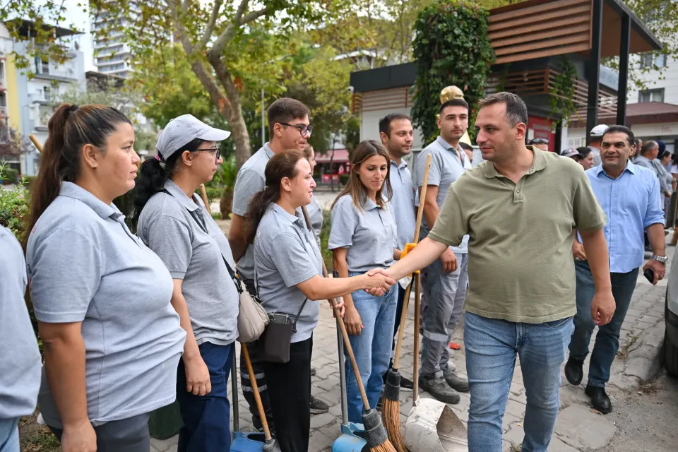 Bornova’da Temizlik Seferberliği… Başkan Eşki’den Vatandaşa Çağrı