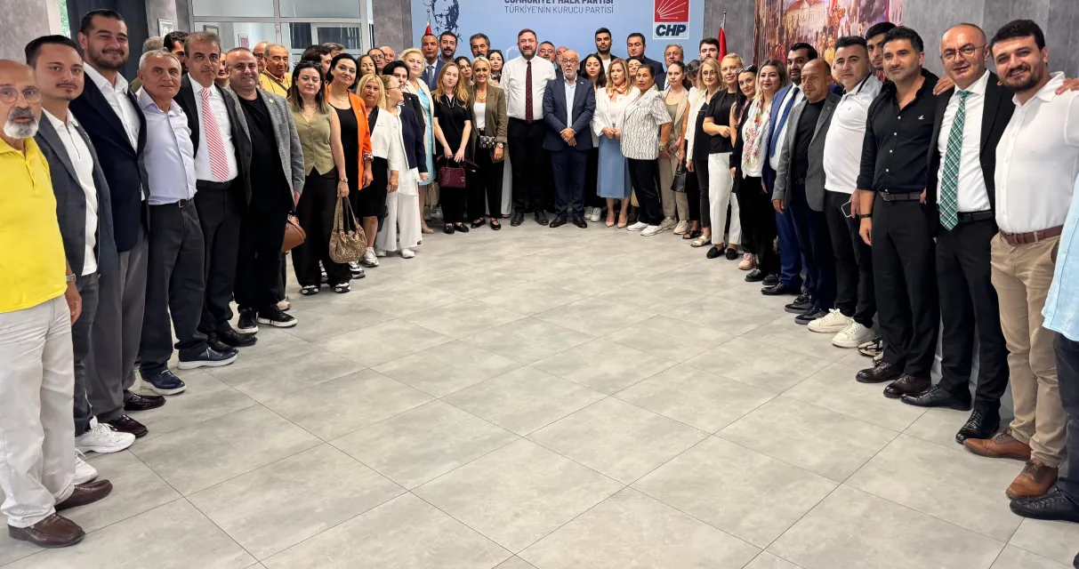 CHP İzmir’de Karşıyaka Mesaisi! Örgüt Tam Kadro Katıldı...