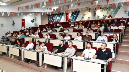 Çiğli'de Meclis Üyelerinden 'AK Parti' İddialarına Ortak Yanıt: "Siyasi Duruşumuz Net!"