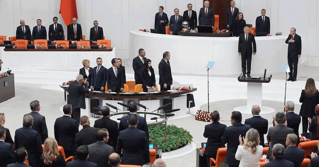 CHP Grubu'ndan TBMM'de Erdoğan Kararı: Genel Kurul Salonunda Ayağa Kalkmayacaklar