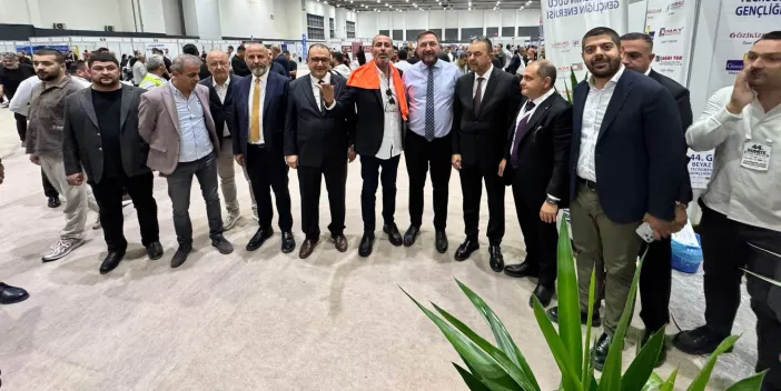 CHP İzmir İl Başkanı Utku Gümrükçü’den İZTO Seçimlerine Ziyaret