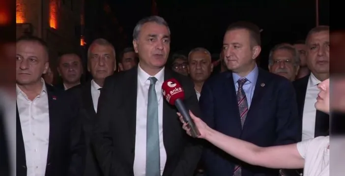 CHP Heyeti Mersin'de Gözaltındaki Başkanlarla Görüştü: Kılıçdaroğlu Yarın Mersin'e Geliyor
