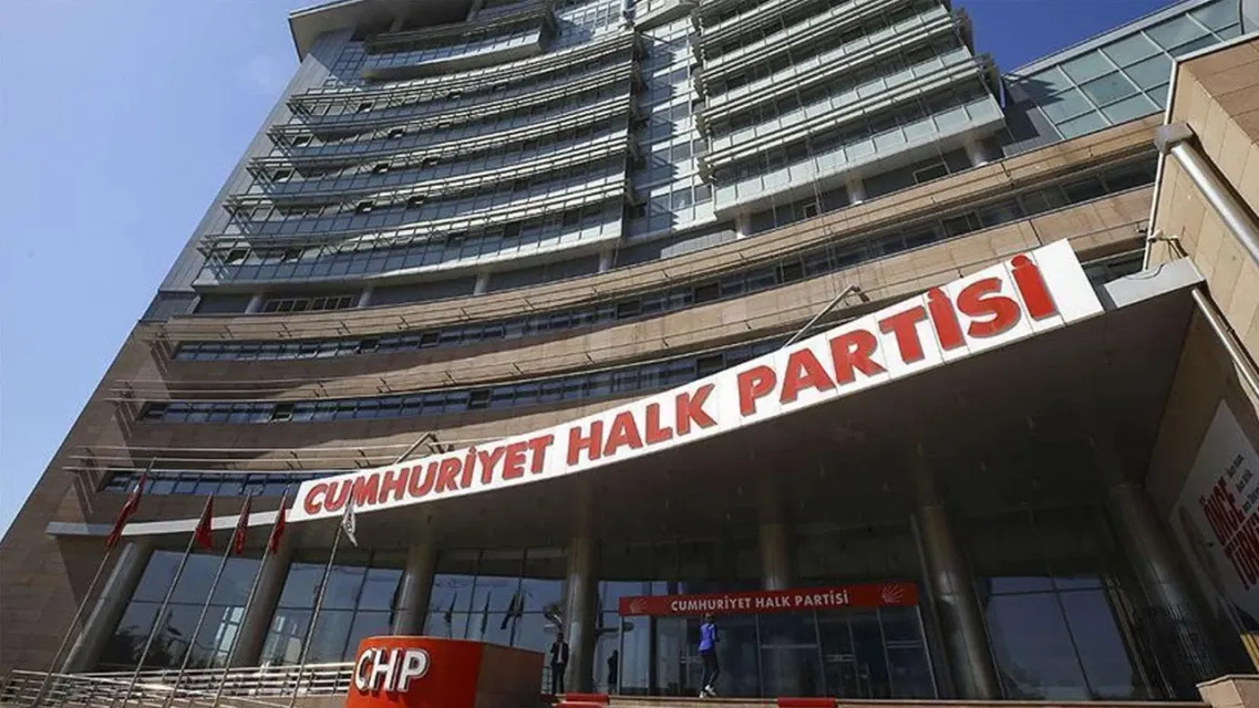 CHP Dış Politika Kurulu'ndan S-400 ve F-35 Uyarısı: "Elden Çıkarılması Hava Sahasında Boşluk Yaratır"